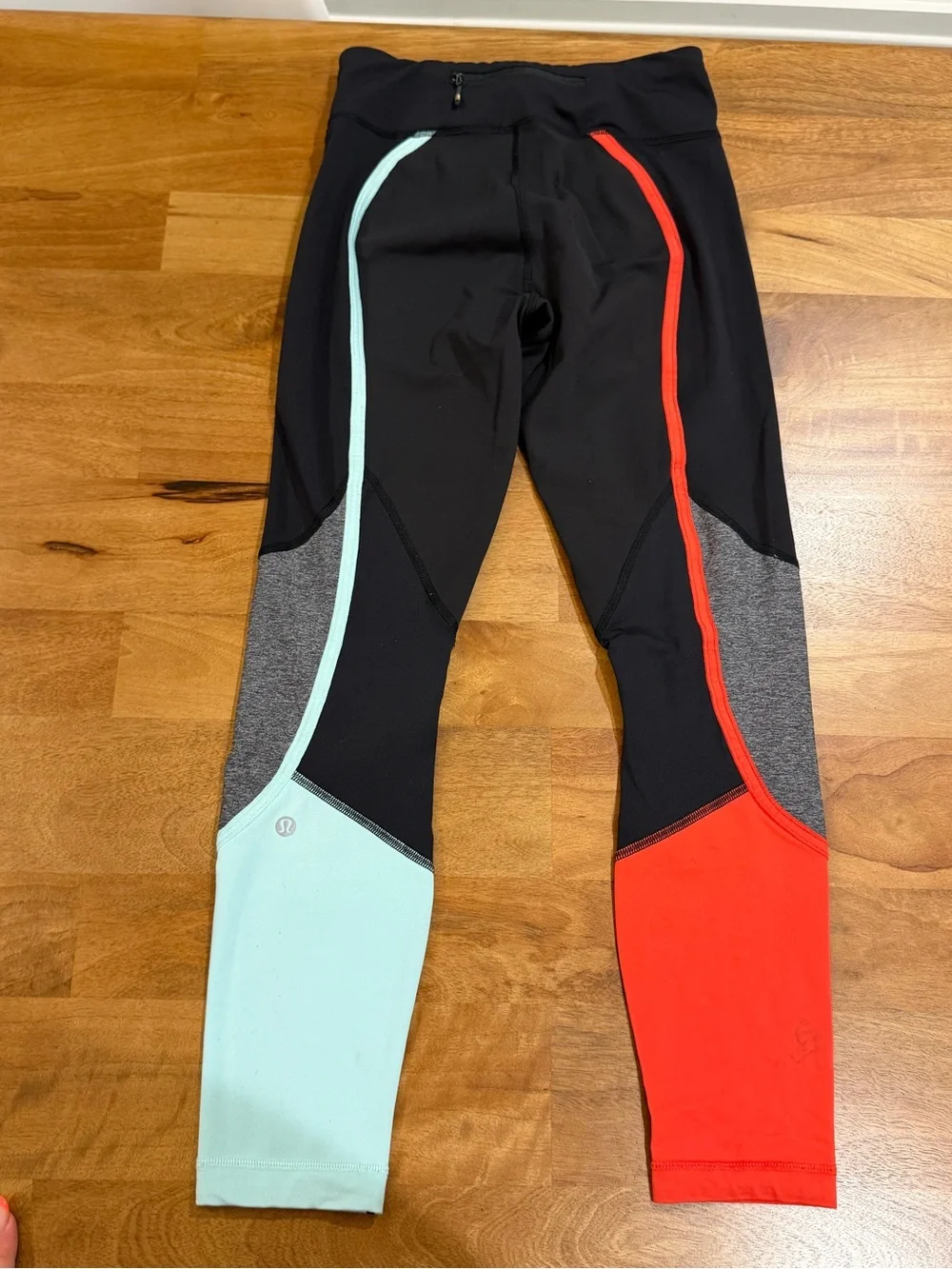 lululemon athletica Black Leggings with Grey, Coral & Mint Colorblock Size 4